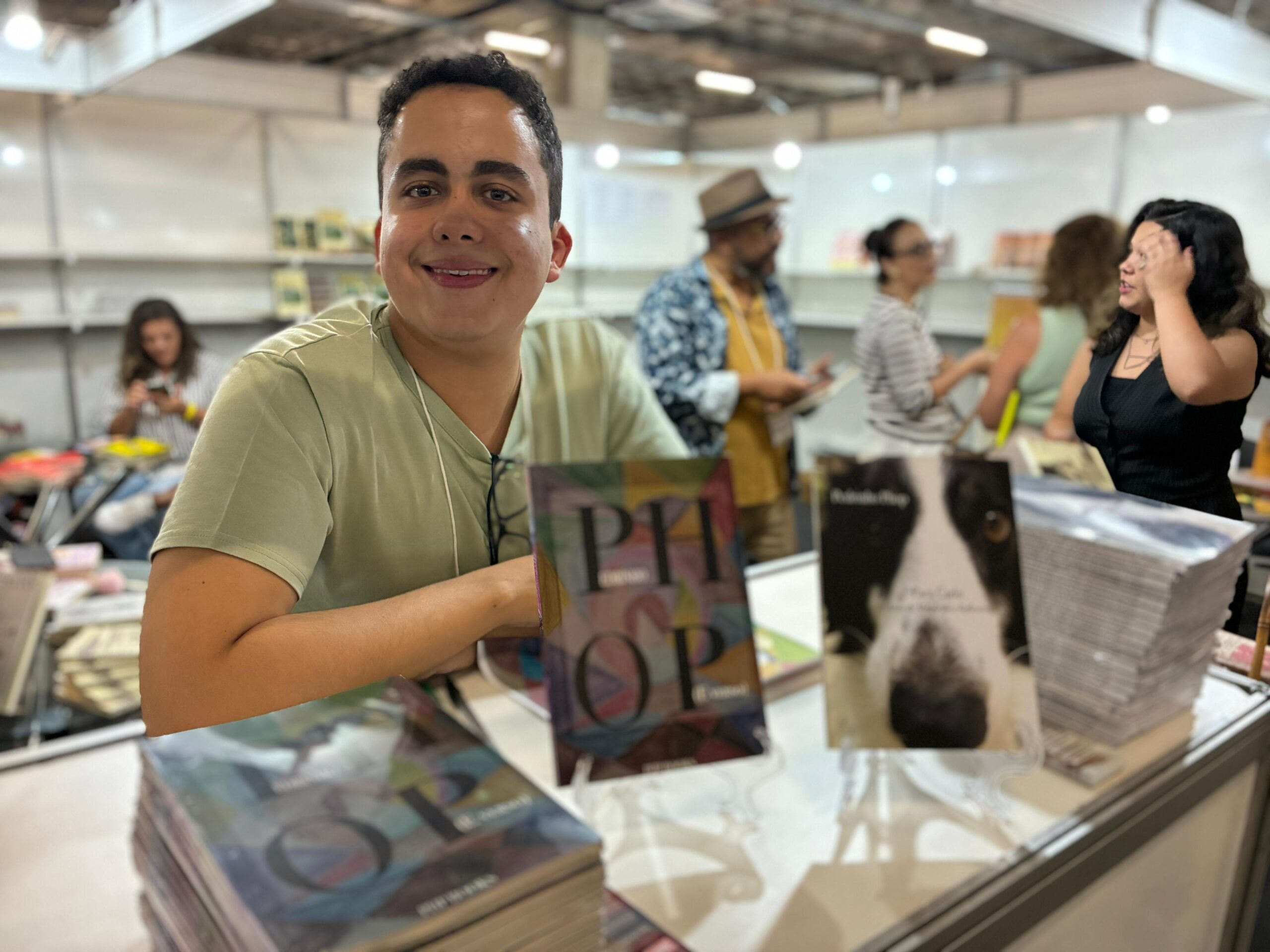 Pedrinho Phop na Bienal: “sonho realizado”