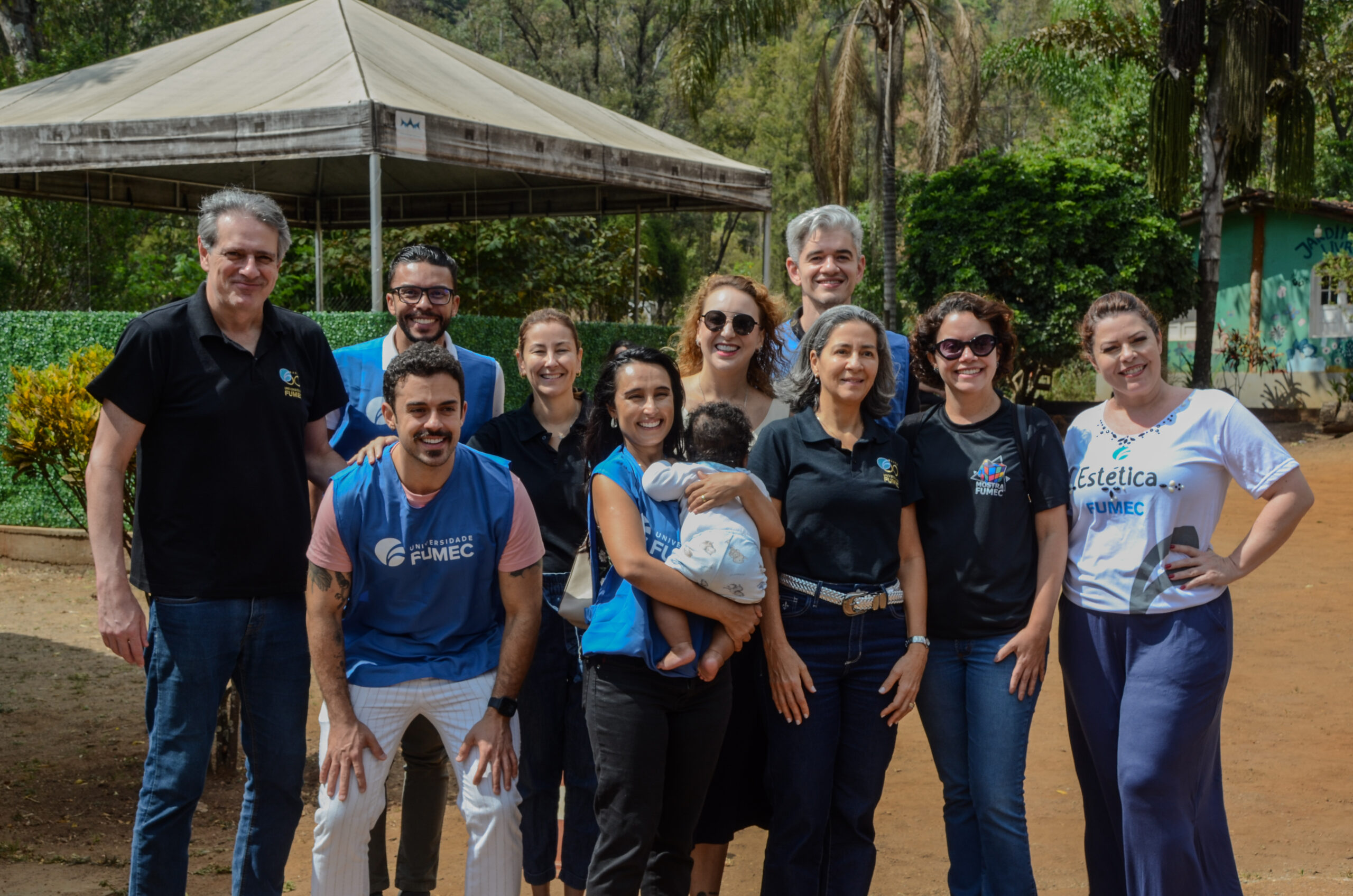 Extensão universitária realiza campanha de responsabilidade social na Associação Querubins