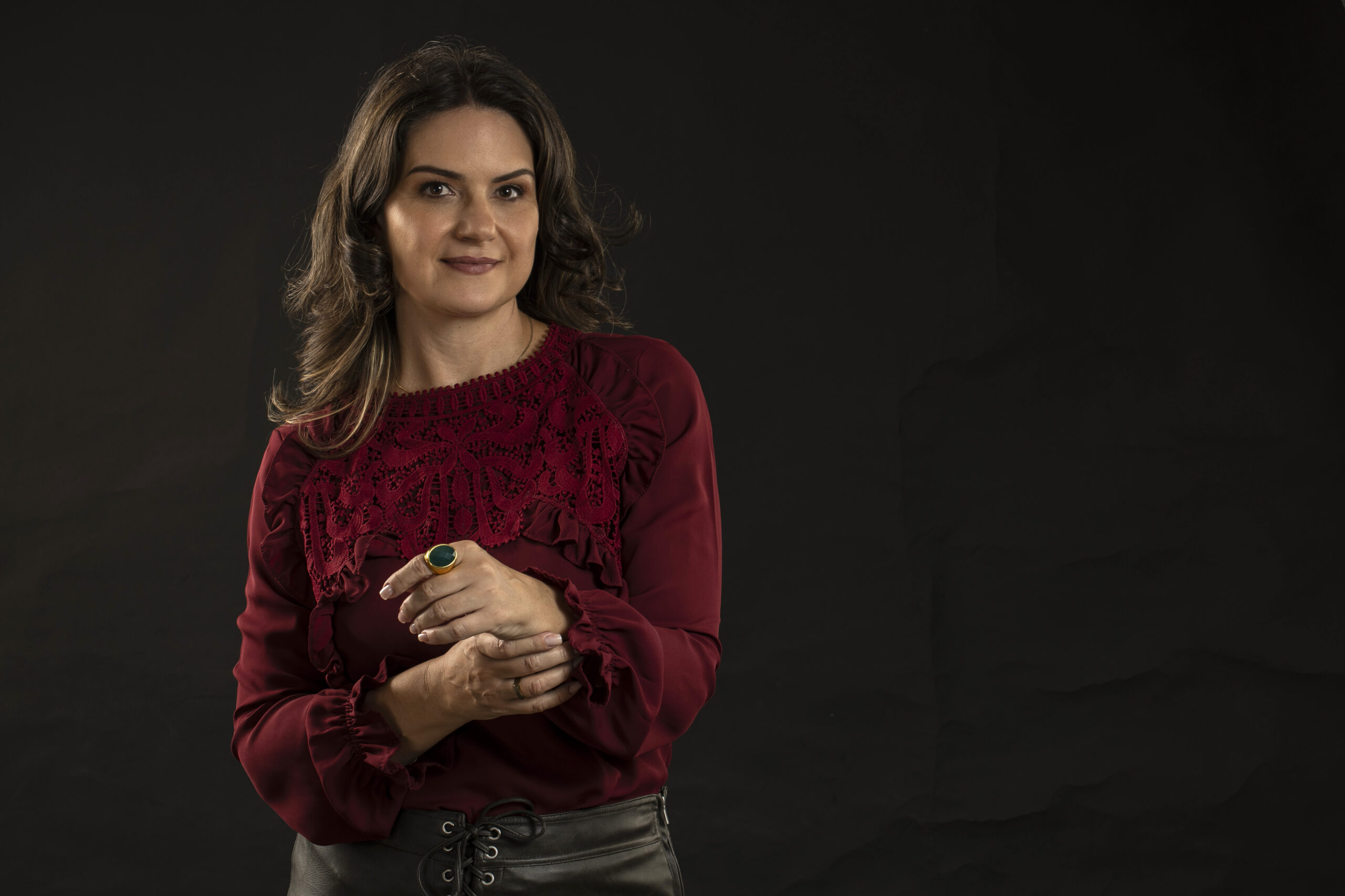 Dia do Jornalista: repórter Larissa Carvalho relata luta que amplia Teste do Pezinho